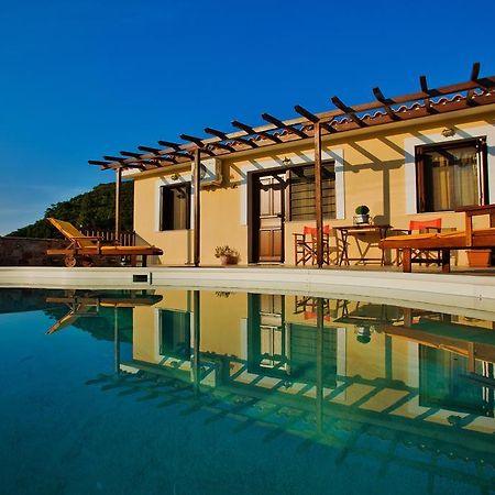 Porto Skopelos Villas Exterior photo